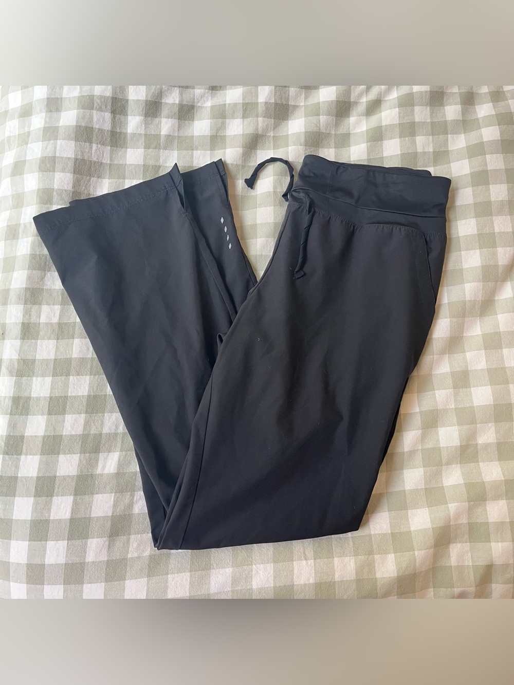 Barco One Black Women's Flare Leg Pocket Scrub Pants